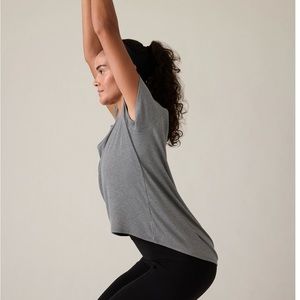 Athleta with ease tee size small Color: Medium Heather Grey Rib